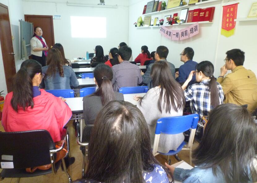 凯旋门线上官网