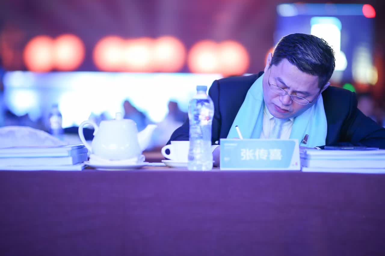 凯旋门线上官网