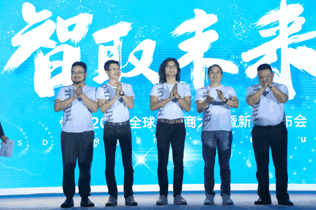 凯旋门线上官网