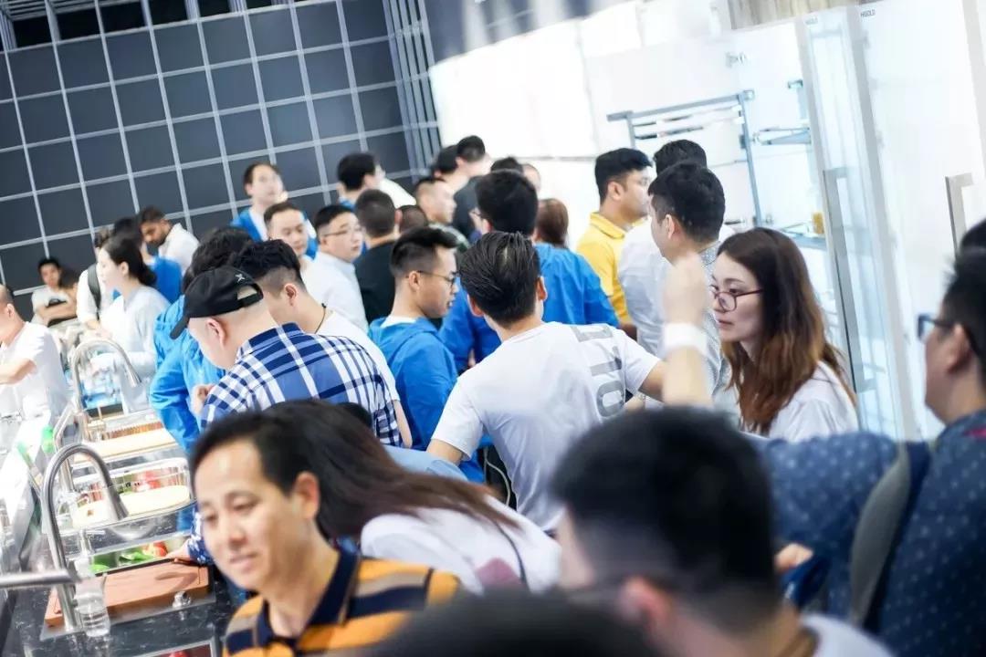 凯旋门线上官网