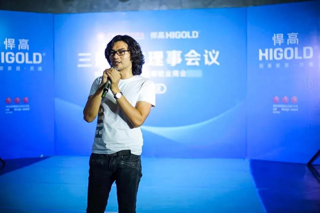 凯旋门线上官网