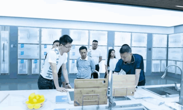 凯旋门线上官网