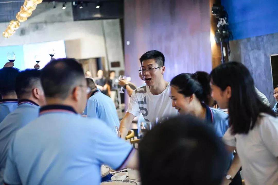 凯旋门线上官网
