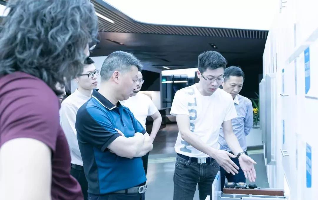 凯旋门线上官网