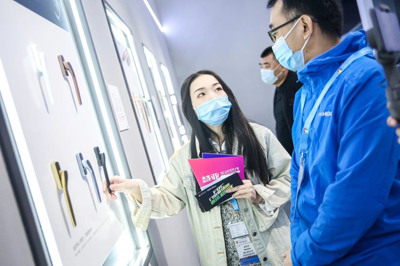凯旋门线上官网