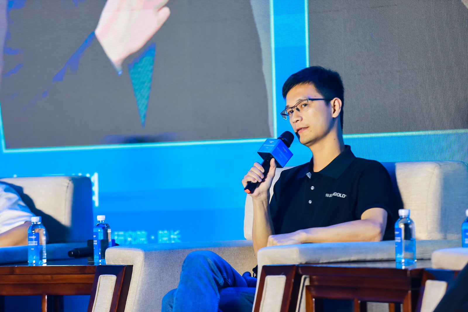 凯旋门线上官网