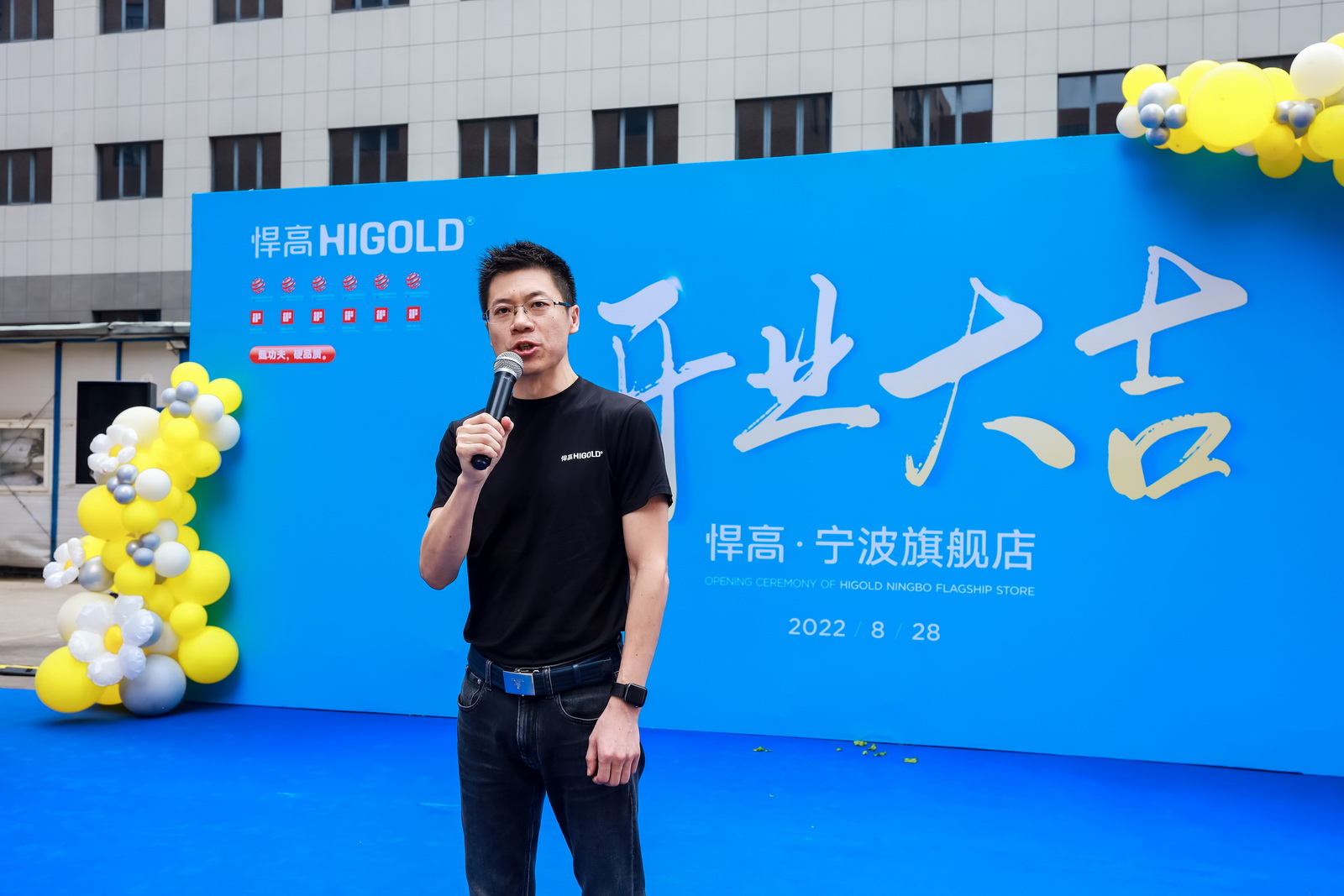 凯旋门线上官网