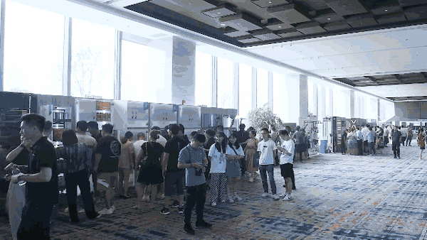 凯旋门线上官网