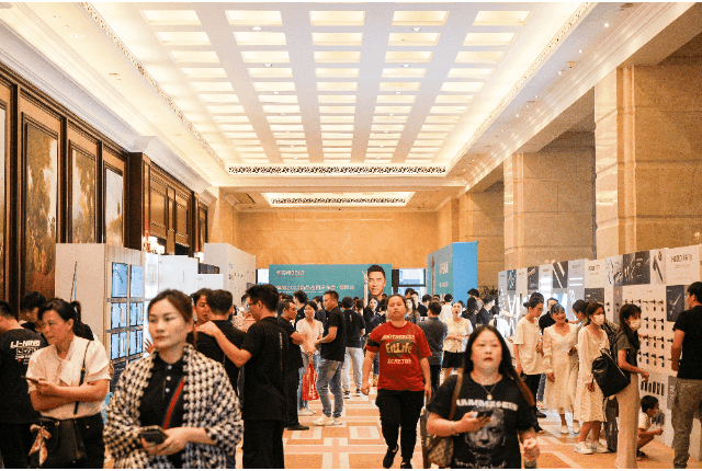 凯旋门线上官网